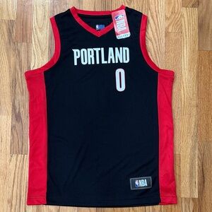Damian Lilllard Portland Basketball Jersey Black & Red - NBA (Youth XL)